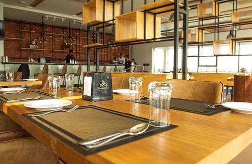 Bengaluru Hotel | Kings Club