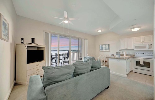 St. Petersburg - Clearwater Apartamento | Bayview Sunsets Gym HOT TUB Pool BBQ RUM Bar