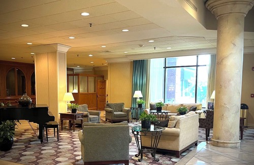 Central Business District Hotel | Lynchburg Grand Suites