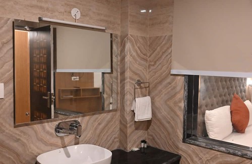 Burwa Hotel | Mystic Manali