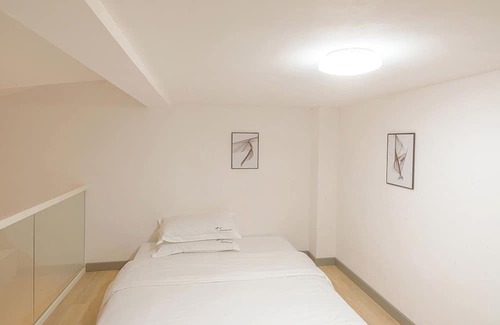 Emeishan Casa | Room-heinemann Hotel Loft Suite With two