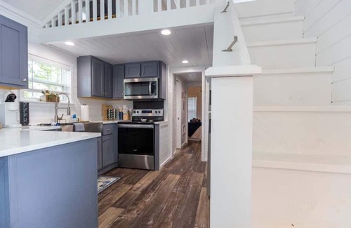 Dover Casa | Captain's Quarters