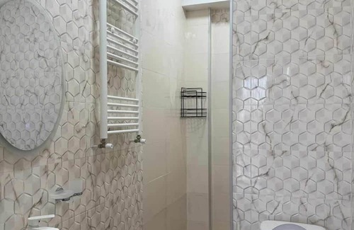 Vake-Saburtalo Hotel | Shato Msh