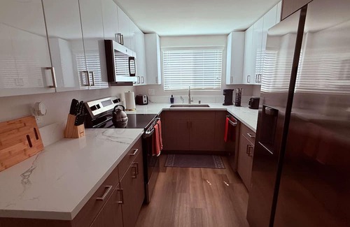 South Redondo Apartamento | Oneluxstay 3BR Home Near the Beach