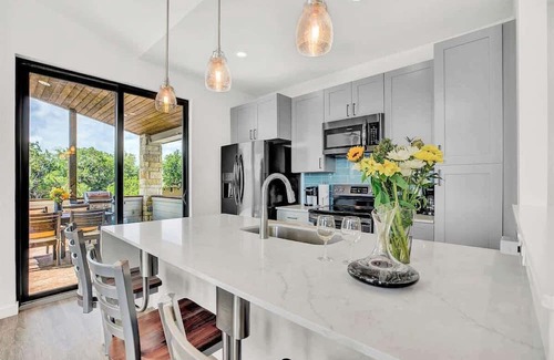 Point Venture Casa | Luxury Lakeview Home w/Pool & Beach Access! - Not Active