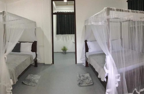 Kahandamodara Hotel | Sun Ray Beach Villa