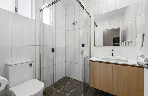 Wilsonton Hotel | Avenue West Studio Units