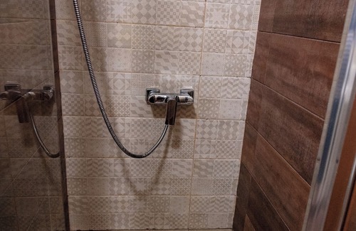 Nord-Est Casa | Pensiunea Crystal