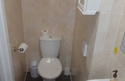 Gosport Apartamento | Ground-Floor Family Studio Apartment with Double and Single Beds – Free Parking