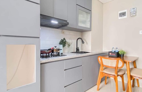 Kedungmanggu Apartamento | Soft Grey 1Br At Royal Sentul Park Apartment