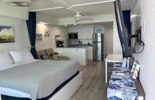 Georgian Inn Hotel | Georgian Inn Beach Club