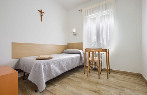Pozuelo de Alarcón Hotel | Cristo rey Pozuelo