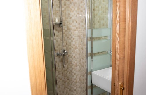 Pozuelo de Alarcón Hotel | Cristo rey Pozuelo