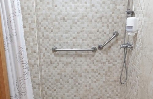 Pozuelo de Alarcón Hotel | Cristo rey Pozuelo