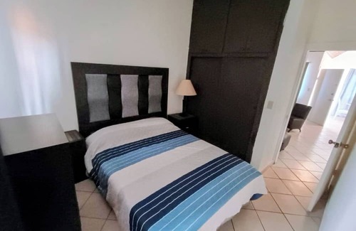 Ensenada Casa | Casa a una cuadra de la playa
