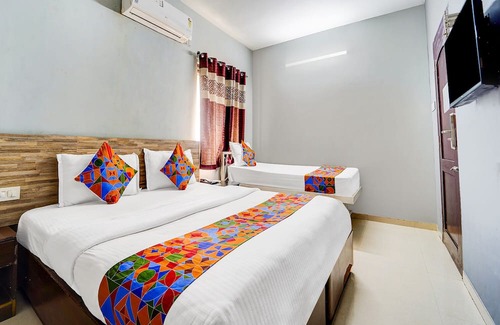 RS Puram Hotel | Fabhotel Park Service Apartment