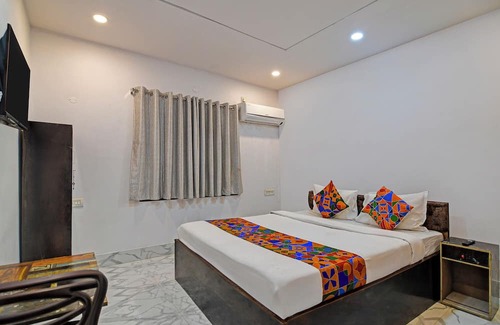 Kolkata Hotel | Fabhotel Ai Howrah