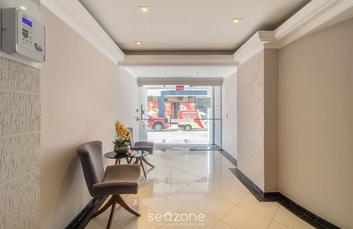 Centro Apartamento | 3BR Apt w/Balcony 100m From Beach Evz0601