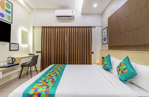 Kalamassery Hotel | Treebo Urban Nest