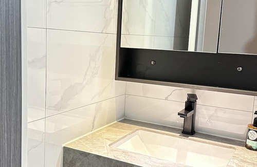 West Central District Hotel | H hotel