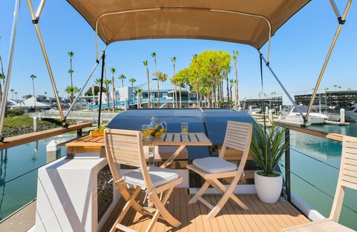 Sausalito Alquiler De Eote | Charming house boat with 2 bedrooms and WiFi, AC in brilliant Sausalito