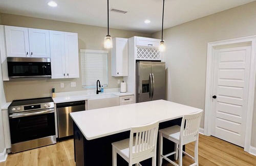 Belmont Historic District Casa | Bellus Mon -NEW- .5 miles from downtown Belmont - 6 miles from Whitewater Center