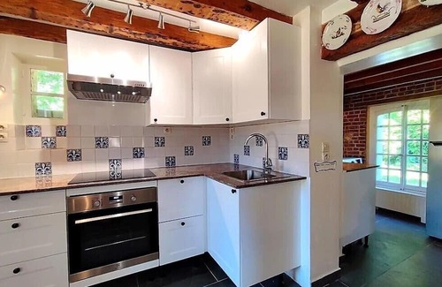 Sassetot-le-Mauconduit Casa | The wing of Château de Briquedalles