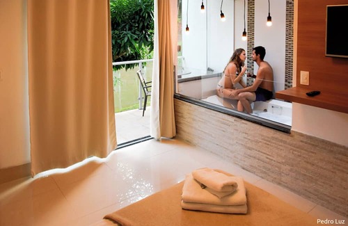 Penedo Casa | Pousada Valle dos Pássaros