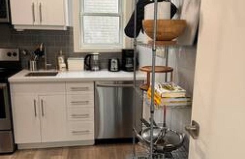 Bracondale Hill Apartamento | Bright, cheerful , specious one-bedroom apartment