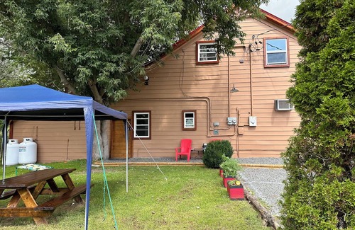 Newboro Apartamento | Heart of the Rideau Lakes! Unit 2