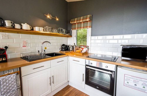 Bunloit Casa | Wonderful private villa for 4 people with WIFI, TV, patio, pets allowed and parking