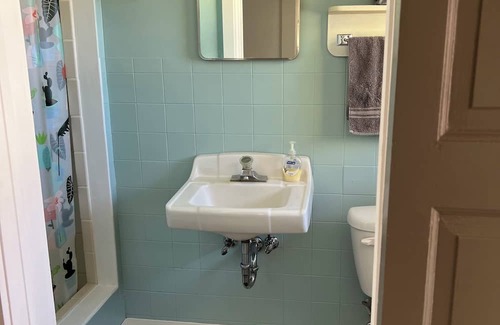 Bisbee Casa | Charming 1-bedroom house in beautiful Bisbee with AC, WiFi, parking, yard