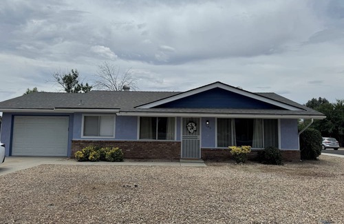 East Hemet Casa | Cozy 2-bedroom house in charming Hemet