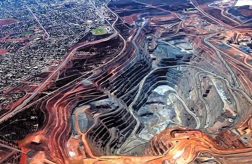 Boulder Casa | Boulder Boutique Accommodation, Heart of Boulder easy walk to cafe's, Local pub.