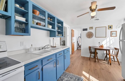 Townsend Cabina | Bluebird Cottage in Townsend, WI