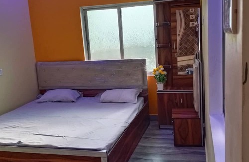 Mirzapur Hotel | Hotel Putri Palace Mirzapur