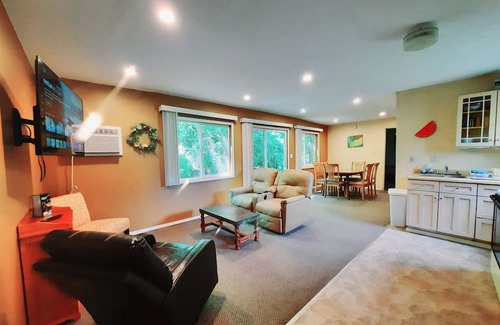 Fulton Cabaña | Superb cottage with AC in resort overlooking the river