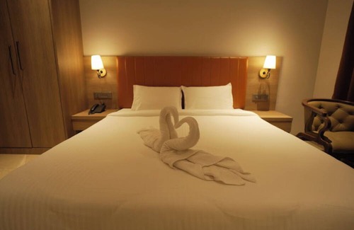 Panchgani Hotel | Jumbo Serene