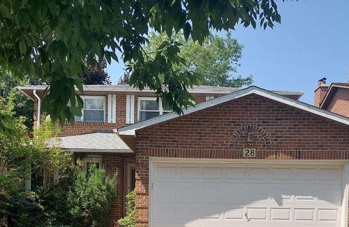 Markham Casa | Cozy Full Basement in a nice area, separate entry