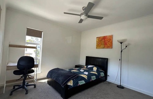 Mawson Lakes Casa | Room in Mawson Lakes