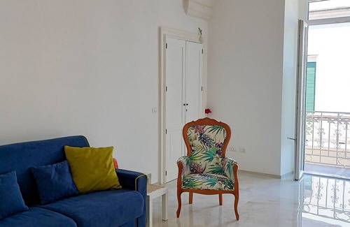 Martina Franca Apartamento | Bright inspirational cozy studio in the city center