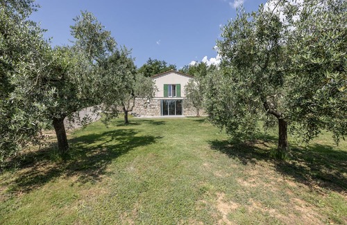 Pistoia Villa | Beautiful Villa Il Casale with pool in Tuscany