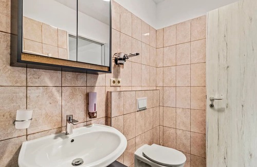 Oberlaa Apartamento | Modern 35m² Apartment | Near Airport & City Center