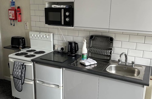 St. Michaels Apartamento | Flat 3 has been reburbished and comes with onsite parking and free Wifi