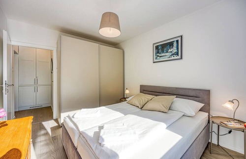 Zagreb Villa | West Oasis With Terrace