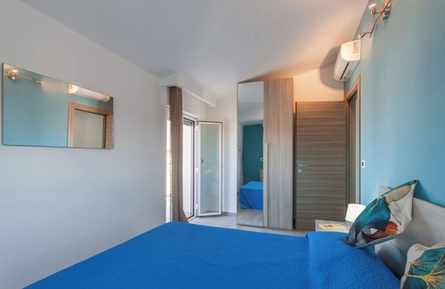 Agnone Bagni Apartamento | Casa Golf a 200 mt Dal Mare