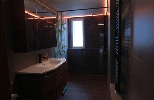 Freyburg Apartamento | Familienfreundliches Ferienhaus in Zentraler und Ruhiger Lage