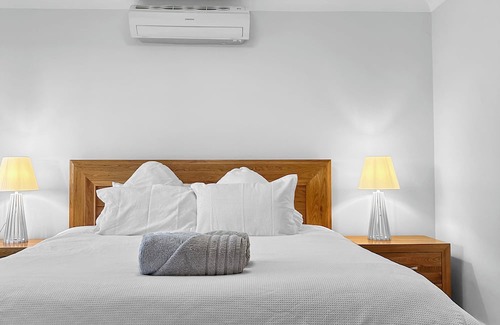 Hamilton Hill Casa | Family home close to all Perth/Fremantle adventures