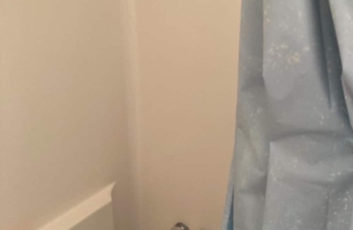 Peachtree City Casa | Private Room with private Bathroom and shared kitchen