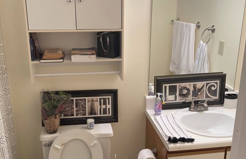 Peachtree City Casa | Private Room with private Bathroom and shared kitchen